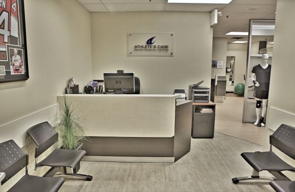 Athlete's Care Yonge & Eglinton - Reception